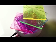 Vague d'eau colorée